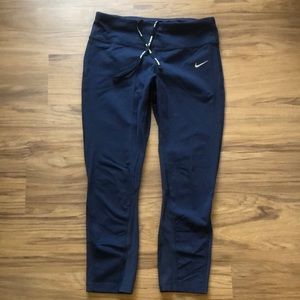 Nike dri-fit crop leggings